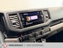 Volkswagen Crafter 35 2.0 TDI L3H3 140pk Highline | Nav | Trekhaak | PDC
