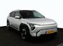 Kia EV3 Plus Advanced 81.4 kWh - Schuif-/kanteldak - Stoel-/stuurverwarming - Cruise Control adaptief - Navigatie - Fabrieksgarantie t/m 2032