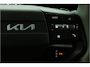 Kia EV3 Plus Advanced 81.4 kWh - Schuif-/kanteldak - Stoel-/stuurverwarming - Cruise Control adaptief - Navigatie - Fabrieksgarantie t/m 2032
