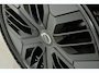Volvo EX30 Cross Country P5 Long Range Plus Europa 272Pk/69kWh | Getint Glas | Harman Kardon