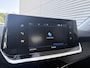 Peugeot 2008 Allure 1.2 Turbo 130pk | NAVI | STOELVERW. | 17" LM | CAMERA | CLIMA | ALL-SEASONBANDEN | DAB+ | APPLE CARPLAY / ANDROID AUTO |