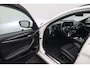 BMW 5-Serie Touring 520i High Executive 2018 | Navigatie | Stoel & Stuurverwarming | Achteruitrij Camera | Elektrisch Verstelbare Stoelen | Cruise Control | Nationale Autopas