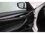 BMW 5-Serie Touring 520i High Executive 2018 | Navigatie | Stoel & Stuurverwarming | Achteruitrij Camera | Elektrisch Verstelbare Stoelen | Cruise Control | Nationale Autopas