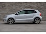 Volkswagen Polo 1.4-16V Highline * 5 DEURS * AIRCO * CRUISE CONTROLE * APK 2027 *