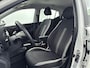 Hyundai i10 1.0 COMFORT SMART | NAVI | CAMERA | CRUISE | APPLE CARPLAY & ANDROID AUTO | ARMSTEUN | TWO TONE | LAGE KMSTAND! | FABRIEKSGARANTIE GELDIG T/M 9-2029! |