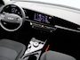 Kia Niro EV Light Edition 64.8 kWh | Navigatie | Climate Control | Lm velgen | Parkeersensoren | Camera | Trekhaak | All Seasons