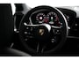 Porsche Cayenne 3.0 E-HYBRID 469PK / NAVI / LEDER / CLIMA / LED-MATRIX / 1E EIGENAAR / ORG. NL / BTW AUTO / PANO. DAK / 22" LMV / SOFT-CLOSE / SPORT CHRONO / BOSE / ACHTERASBESTURING / RACE-TEX CARBON STUURWIEL / SPORT UITLAAT !!