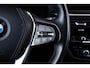 BMW 5-Serie Touring 520d xDrive High Executive Luxury Line - Trekhaak - Panoramadak - zonneschermen - Getinte ruiten - Parking Assistant - BMW Live Cockpit Professional - Elektrisch verwarmde voorstoelen -