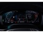 BMW 5-Serie Touring 520d xDrive High Executive Luxury Line - Trekhaak - Panoramadak - zonneschermen - Getinte ruiten - Parking Assistant - BMW Live Cockpit Professional - Elektrisch verwarmde voorstoelen -