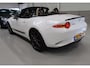 Mazda MX-5 1.5 SkyActiv-G 132 Chairo Bose Camera NL-auto Navigatie Sportuitlaat Leer Stoelverwarming NAP Boekjes aanwezig Lage km.stand