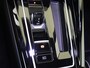 Volkswagen Golf 1.5 eHybrid GTE | SoH 99% | Panoramadak | Lederen bekleding 'Vienna' | Trekhaak | Achteruitrijcamera | Black style | Head-up display | Adaptieve demping | Matrix LED verlichting | Keyless |