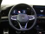 Volkswagen Golf 1.5 eHybrid GTE | SoH 99% | Panoramadak | Lederen bekleding 'Vienna' | Trekhaak | Achteruitrijcamera | Black style | Head-up display | Adaptieve demping | Matrix LED verlichting | Keyless |
