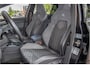 Volkswagen Golf 1.5 eTSI R-Line, Stoel & Stuurverwarming, Navigatie, Alcantara, Adaptive Cruise, Carplay, PDC.
