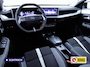 Opel Frontera Electric GS 44 kWh | Stoel- Stuur- & voorruitverw. | Camera | PDC V+A | Cruise | Rijklaarprijs, tot 8 jaar garantie! | Two Tone, 17" LMV, Navigatie, Dode hoek detectie, Carplay, Technologie GS pakket, NL auto