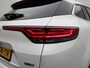 Renault Megane E-Tech Estate 1.6 Plug-in Hybrid 160 Intens | Stoelverwarming | Full-Map Navigatie | PDC Voor+Achter | 10" Digitaal Instrumentarium | Keyless | LED Pure Vision | Licht- & Regensensor | 16" LMV 'Celsium' | Cruise Control & Snelheidsbegrenzer | Apple Carplay & Android Auto
