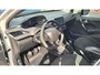 Peugeot 208 1.2 82 pk PureTech Blue Lion 5-deurs *wit metallic*