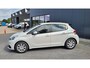Peugeot 208 1.2 82 pk PureTech Blue Lion 5-deurs *wit metallic*