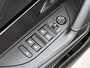 Peugeot e-2008 SUV EV GT Pack 50 kWh 136pk | Accu 92% | Navigatie | Panoramisch schuif-kanteldak | Lederen sportstoelen | Achteruitrijcamera | Stoelverwarming | Full Led koplampen | 3D Cockpit | Keyless | Parkeersensoren v+a | Adaptieve Cruise Control | Dodehoeksensor | Apple Carplay / Android Auto | DAB+ radio | Draadloze telefoonlader | Donker getint glas | 18" lichtmetalen velgen |