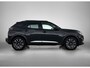 Peugeot e-2008 SUV EV GT Pack 50 kWh 136pk | Accu 92% | Navigatie | Panoramisch schuif-kanteldak | Lederen sportstoelen | Achteruitrijcamera | Stoelverwarming | Full Led koplampen | 3D Cockpit | Keyless | Parkeersensoren v+a | Adaptieve Cruise Control | Dodehoeksensor | Apple Carplay / Android Auto | DAB+ radio | Draadloze telefoonlader | Donker getint glas | 18" lichtmetalen velgen |