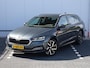 Skoda Octavia Combi 1.5 TSI First Edition 150PK | Navigatie | Trekhaak | Camera | Spiegelpakket