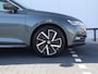 Skoda Octavia Combi 1.5 TSI First Edition 150PK | Navigatie | Trekhaak | Camera | Spiegelpakket