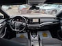 Skoda Octavia Combi 1.5 e-TSI Business Edition Plus. O.a. verwarmde sportstoelen, camera, navi, carplay, trekhaak a.cruise, etc!