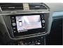 Volkswagen Tiguan 1.4 TSI eHybrid LIFE carplay cruise camera trekhaak !!
