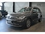 Volkswagen Tiguan 1.4 TSI eHybrid LIFE carplay cruise camera trekhaak !!