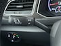 Volkswagen T-Roc 1.5TSI 150PK Automaat Adap.Cruise Stoel+Stuurverwarming Camera Apple Carplay Android Auto Elek.Achterklep Pdc 'App-Connect' smartphone-integratie Isofix Lmv Bluetooth Lane Assist Licht-/Regensensor Keyless