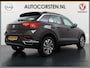 Volkswagen T-Roc 1.5TSI 150PK Automaat Adap.Cruise Stoel+Stuurverwarming Camera Apple Carplay Android Auto Elek.Achterklep Pdc 'App-Connect' smartphone-integratie Isofix Lmv Bluetooth Lane Assist Licht-/Regensensor Keyless