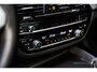 BMW 5-Serie Touring 530e M-Sport 292PK|BTW|Pano|Trekhaak|HUD|Sfeer|Full Led|Keyless|Drive Mode e.o.