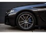 BMW 5-Serie Touring 530e M-Sport 292PK|BTW|Pano|Trekhaak|HUD|Sfeer|Full Led|Keyless|Drive Mode e.o.