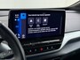 Volkswagen ID.5 Coupé Pro 82kWh 204PK Trekhaak SOH 94% Camera Adap.Cruise Assistentie+Comfort+Design+Stylepakket Navi Keyless Apple Carplay Android Auto Pdc Led-a-licht dynamisch Keyless advanced Matrix led-koplampen Lmv 20" Privacy Glas DAB 1.000KG Trekgewicht 1e Eigenaar