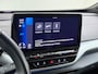Volkswagen ID.5 Coupé Pro 82kWh 204PK Trekhaak SOH 94% Camera Adap.Cruise Assistentie+Comfort+Design+Stylepakket Navi Keyless Apple Carplay Android Auto Pdc Led-a-licht dynamisch Keyless advanced Matrix led-koplampen Lmv 20" Privacy Glas DAB 1.000KG Trekgewicht 1e Eigenaar