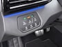 Volkswagen ID.5 Coupé Pro 82kWh 204PK Trekhaak SOH 94% Camera Adap.Cruise Assistentie+Comfort+Design+Stylepakket Navi Keyless Apple Carplay Android Auto Pdc Led-a-licht dynamisch Keyless advanced Matrix led-koplampen Lmv 20" Privacy Glas DAB 1.000KG Trekgewicht 1e Eigenaar
