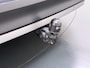 Volkswagen ID.5 Coupé Pro 82kWh 204PK Trekhaak SOH 94% Camera Adap.Cruise Assistentie+Comfort+Design+Stylepakket Navi Keyless Apple Carplay Android Auto Pdc Led-a-licht dynamisch Keyless advanced Matrix led-koplampen Lmv 20" Privacy Glas DAB 1.000KG Trekgewicht 1e Eigenaar
