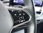 Volkswagen ID.5 Coupé Pro 82kWh 204PK Trekhaak SOH 94% Camera Adap.Cruise Assistentie+Comfort+Design+Stylepakket Navi Keyless Apple Carplay Android Auto Pdc Led-a-licht dynamisch Keyless advanced Matrix led-koplampen Lmv 20" Privacy Glas DAB 1.000KG Trekgewicht 1e Eigenaar
