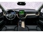 Volvo XC60 2.0 T6 Plug-in hybrid AWD Ultra Dark | SOH 100% | Luchtvering | Trekhaak | Head Up Display | Adaptieve Cruise Control | 360 Camera | Donker Glas |