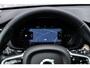 Volvo XC60 2.0 T6 Plug-in hybrid AWD Ultra Dark | SOH 100% | Luchtvering | Trekhaak | Head Up Display | Adaptieve Cruise Control | 360 Camera | Donker Glas |