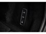 Volvo XC60 2.0 T6 Plug-in hybrid AWD Ultra Dark | SOH 100% | Luchtvering | Trekhaak | Head Up Display | Adaptieve Cruise Control | 360 Camera | Donker Glas |
