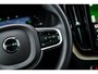 Volvo XC60 2.0 T6 Plug-in hybrid AWD Ultra Dark | SOH 100% | Luchtvering | Trekhaak | Head Up Display | Adaptieve Cruise Control | 360 Camera | Donker Glas |