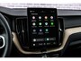 Volvo XC60 2.0 T6 Plug-in hybrid AWD Ultra Dark | SOH 100% | Luchtvering | Trekhaak | Head Up Display | Adaptieve Cruise Control | 360 Camera | Donker Glas |