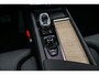 Volvo XC60 2.0 T6 Plug-in hybrid AWD Ultra Dark | SOH 100% | Luchtvering | Trekhaak | Head Up Display | Adaptieve Cruise Control | 360 Camera | Donker Glas |