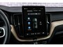 Volvo XC60 2.0 T6 Plug-in hybrid AWD Ultra Dark | SOH 100% | Luchtvering | Trekhaak | Head Up Display | Adaptieve Cruise Control | 360 Camera | Donker Glas |