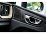 Volvo XC60 2.0 T6 Plug-in hybrid AWD Ultra Dark | SOH 100% | Luchtvering | Trekhaak | Head Up Display | Adaptieve Cruise Control | 360 Camera | Donker Glas |