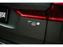 Volvo XC60 2.0 T6 Plug-in hybrid AWD Ultra Dark | SOH 100% | Luchtvering | Trekhaak | Head Up Display | Adaptieve Cruise Control | 360 Camera | Donker Glas |