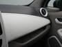 Renault Zoe Q90 Life Quickcharge 41 kWh - RIJKLAARPRIJS - Accukoop - Parkeersensoren achter
