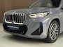BMW X1 XDrive30e M Sport 326 PK Automaat / Panorama dak / Lederen interieur / Navigatie full map / Harman Kardon / full option