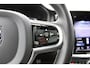 Volvo V60 2.0 B4 R-Design | Harman/Kardon premium audio | Panoramadak | Rondomzicht camera | Elektrisch verstelbare stoelen met geheugen |Head up display| Parkeerverwarming| 19 Inch Lichtmetalen velgen.
