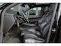 Porsche Macan 2.0 T 252pk Panoramadak Luchtvering Sport chrono 18-weg Sportstoelen Trekhaak elektrisch 21" LMV